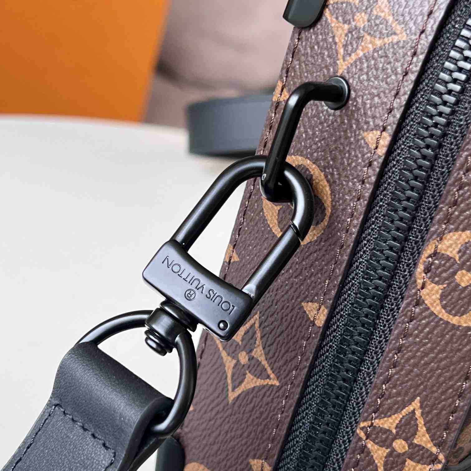 Louis Vuitton Handle Soft Trunk (21.5 x 15 x 7cm)   M45935 - DopestKickz