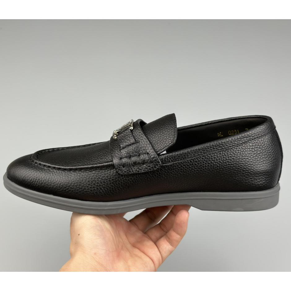 Louis Vuitton Estate Loafer    1A9Z6V - DopestKickz
