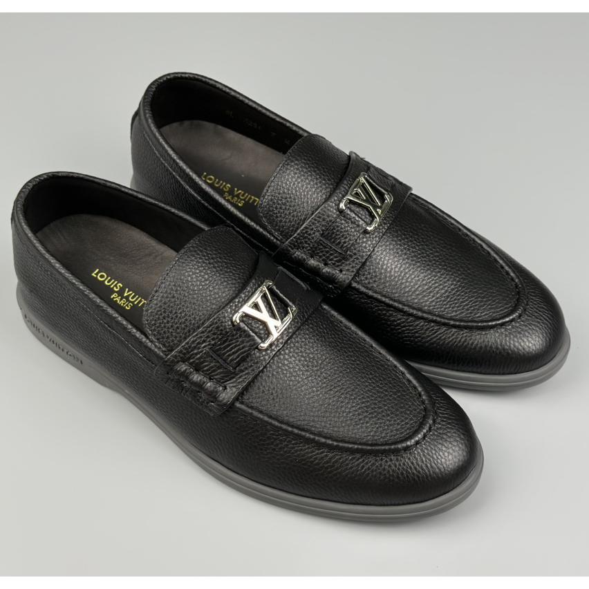 Louis Vuitton Estate Loafer    1A9Z6V - DopestKickz