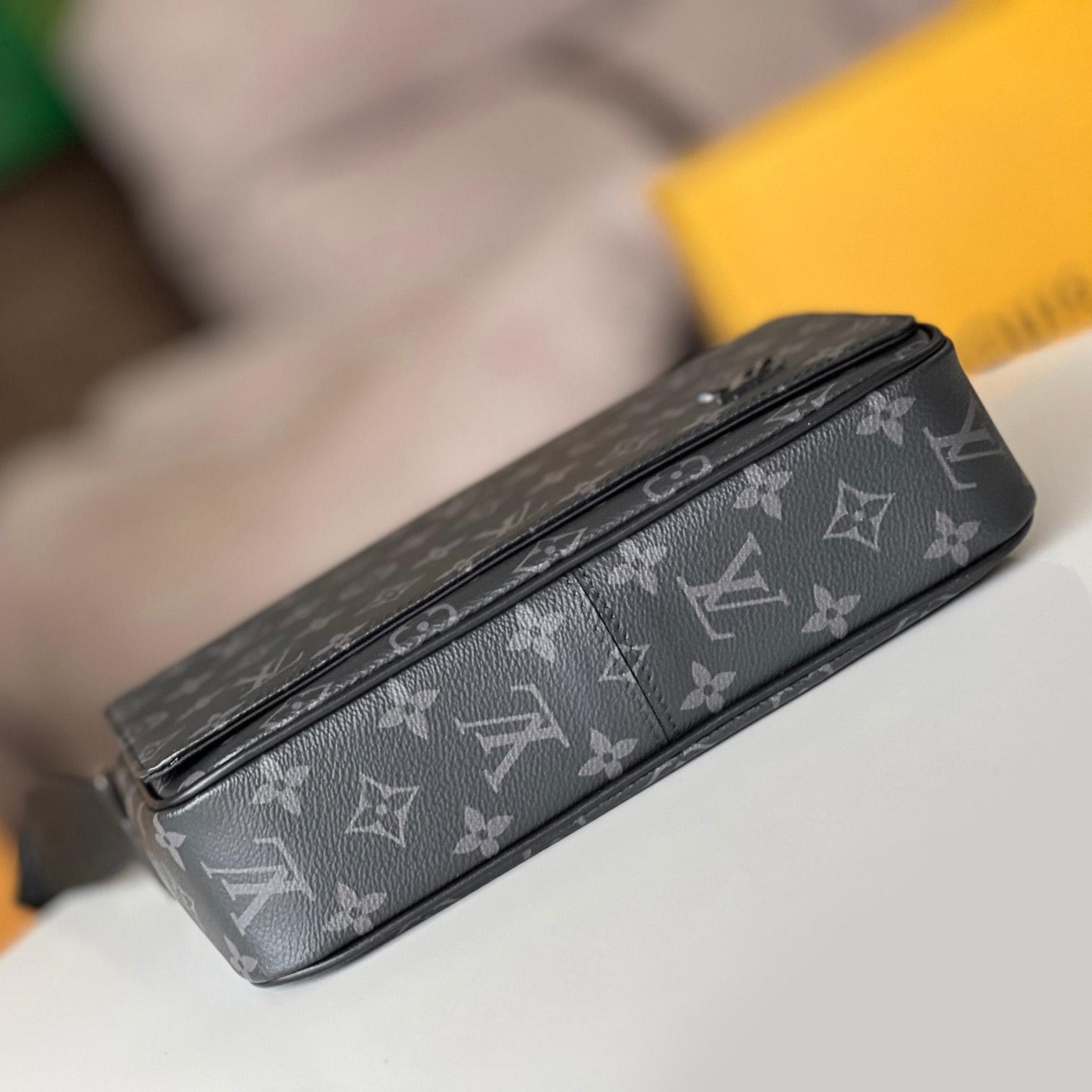 Louis Vuitton District PM (26 x 20 x 7cm)   M46255 - DopestKickz