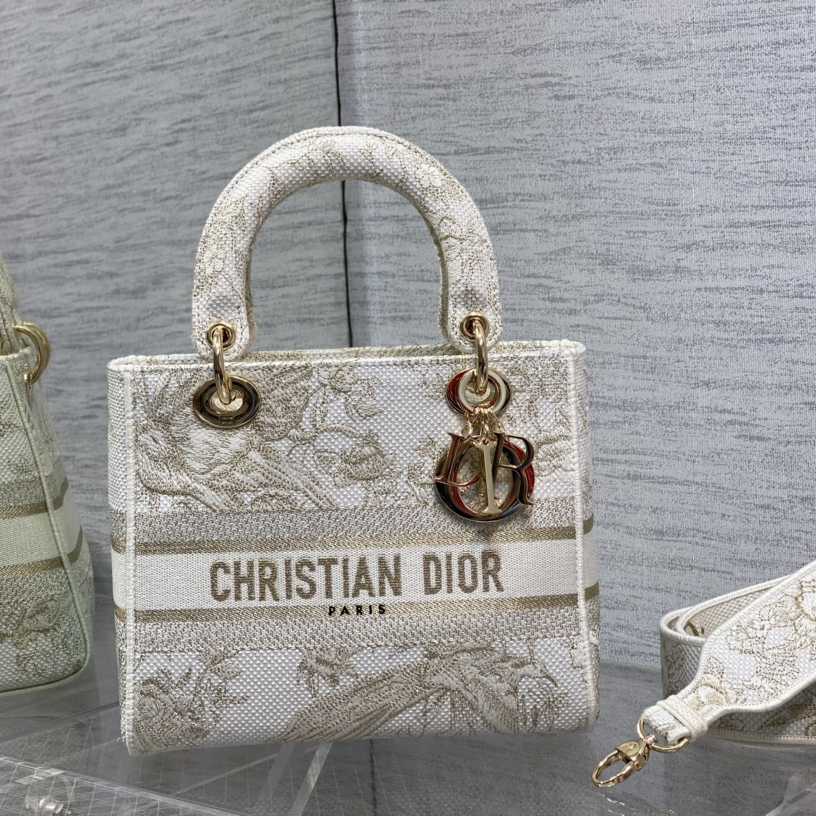 Dior Medium Embroidered Lady D-lite Bag - DopestKickz