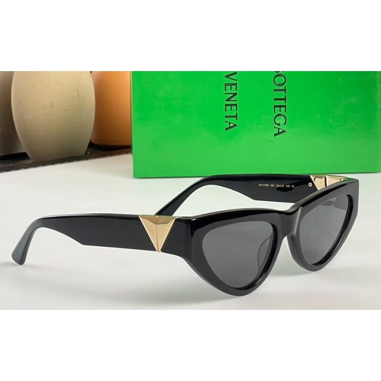 Bottega Veneta Sunglasses - DopestKickz
