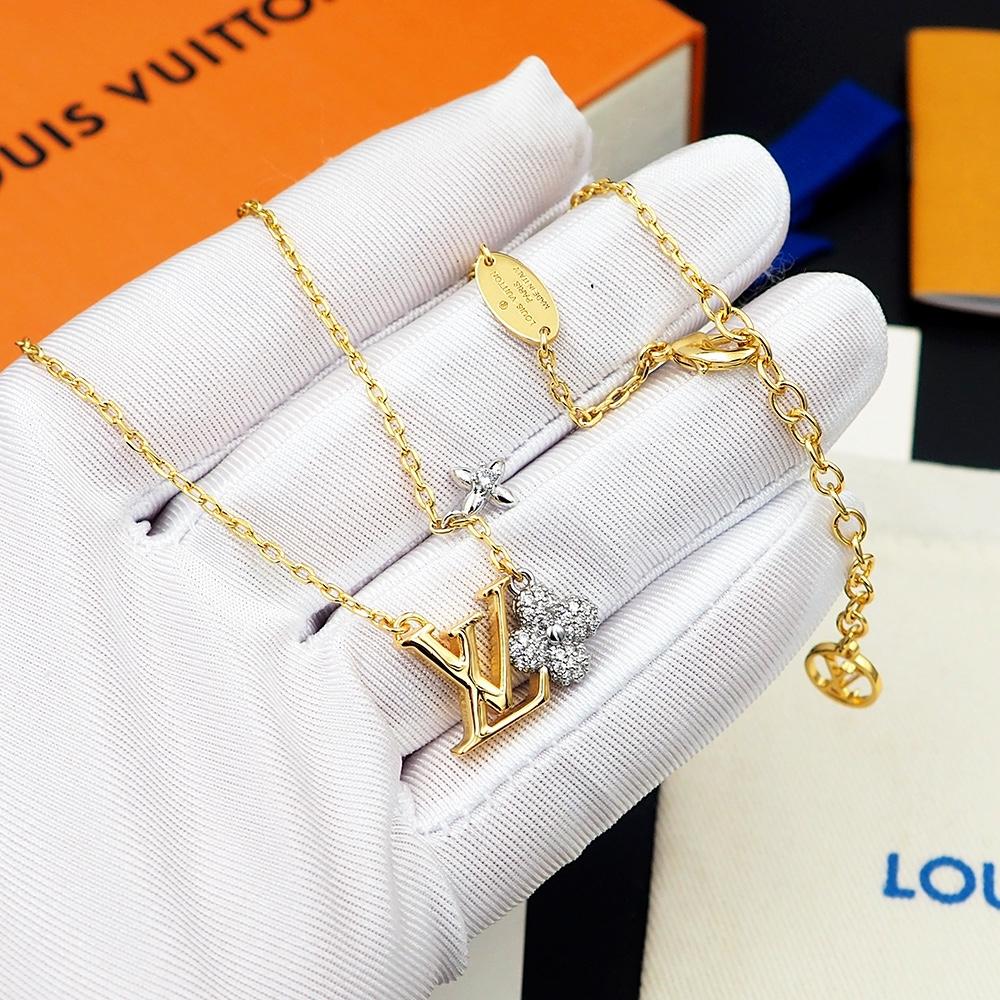 Louis Vuitto LV Gram Necklace   - DopestKickz