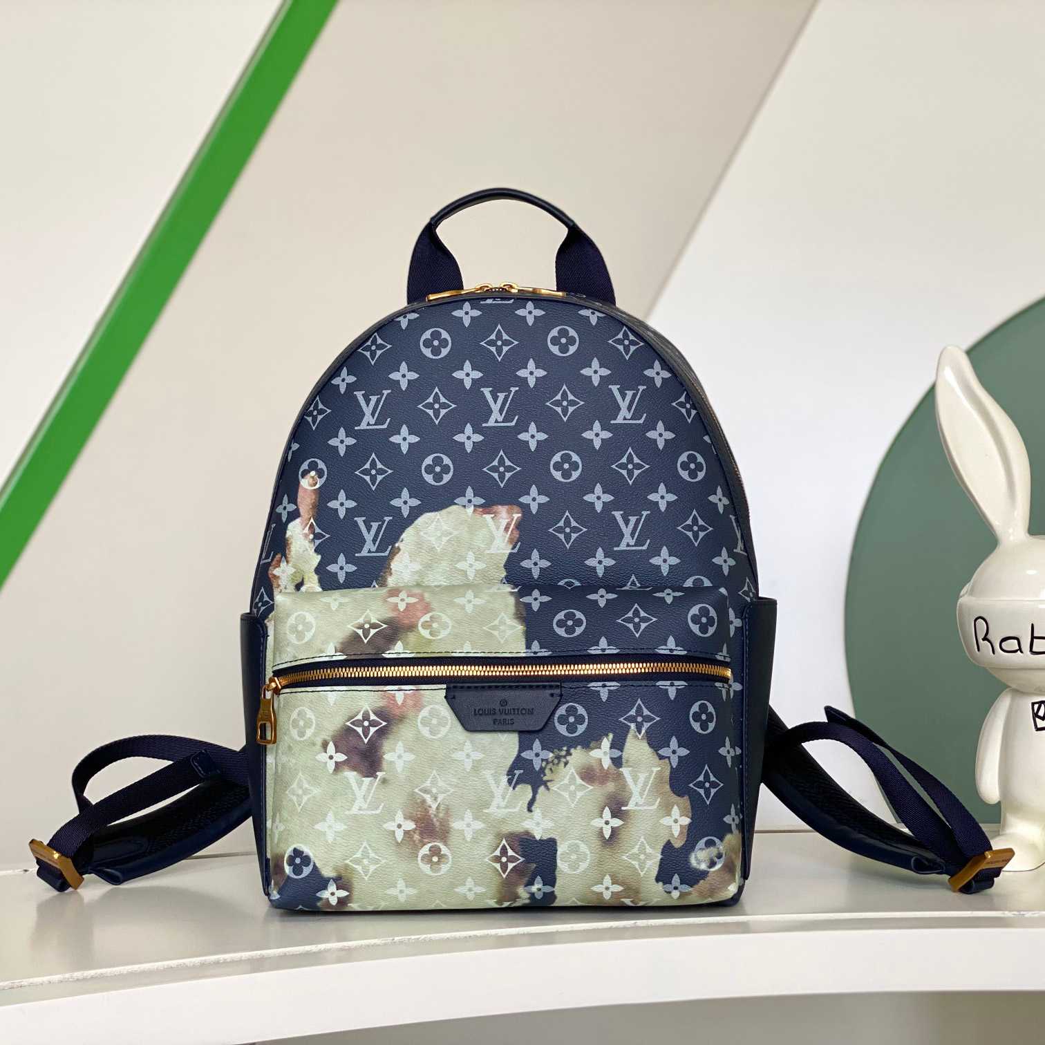 Louis Vuitton Discovery Backpack PM (29-38-20cm)   M46806 - DopestKickz