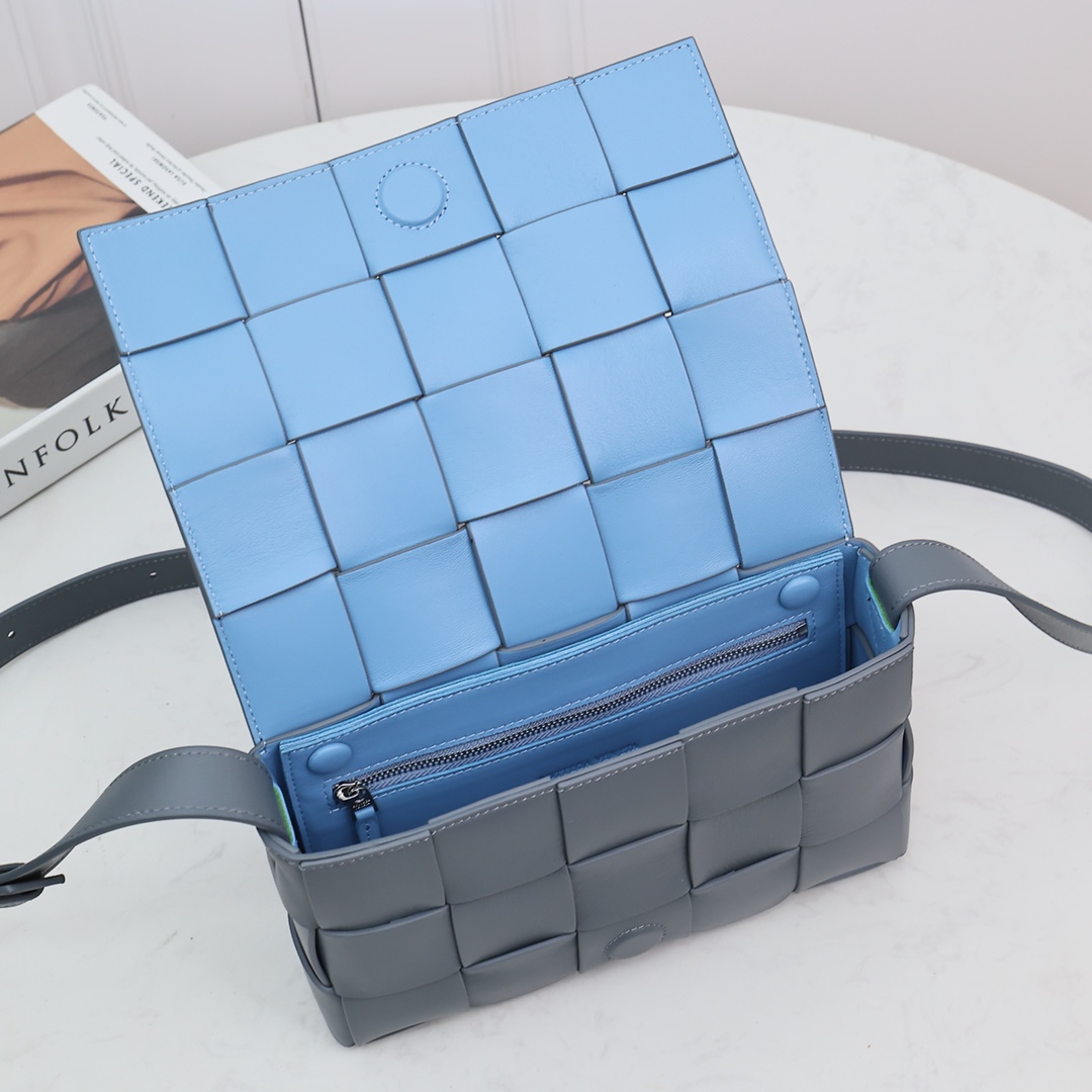 Bottega Veneta Cassette - DopestKickz