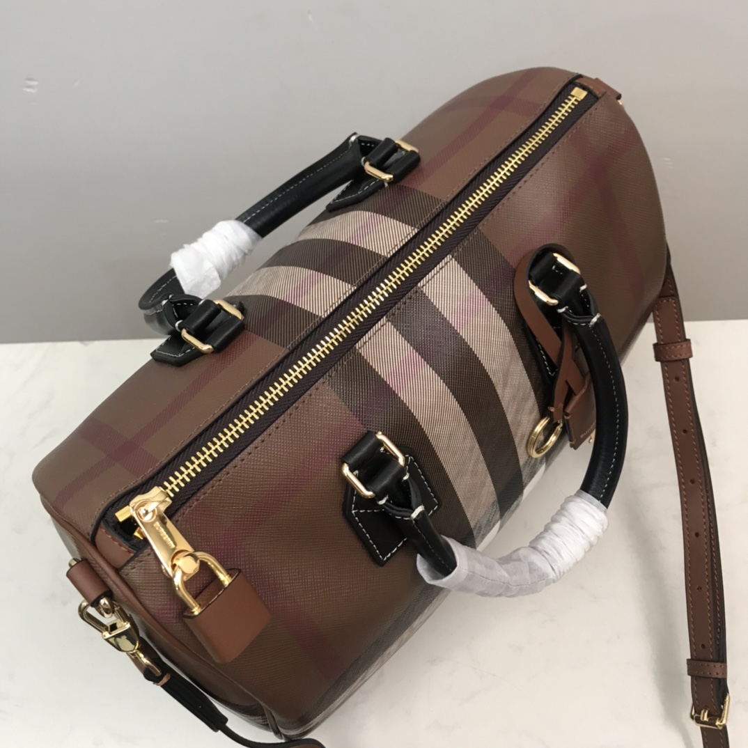 Burberry Medium Check-pattern Leather Bowling Bag (30 x 15 x 21cm) - DopestKickz