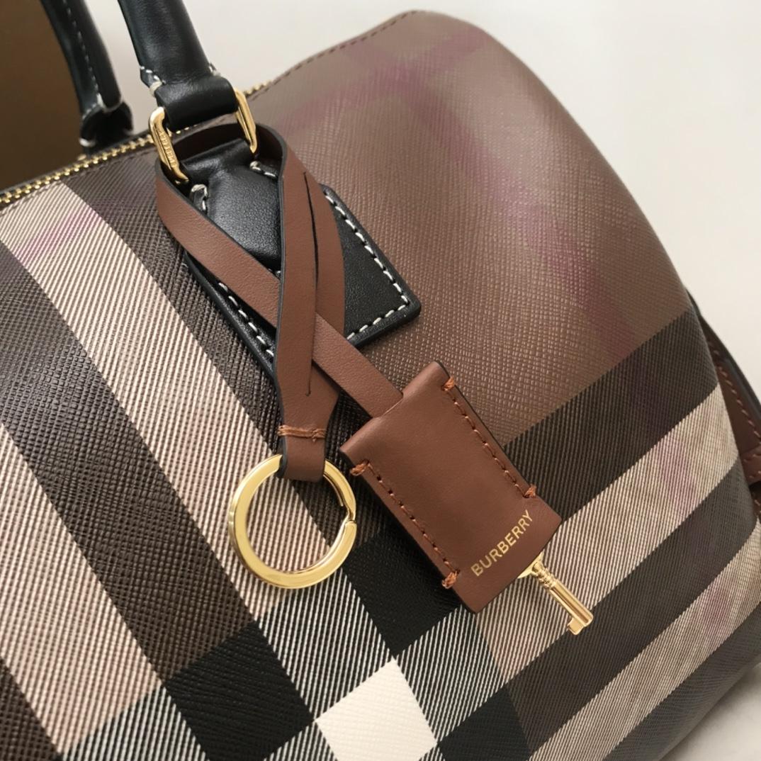 Burberry Medium Check-pattern Leather Bowling Bag (30 x 15 x 21cm) - DopestKickz