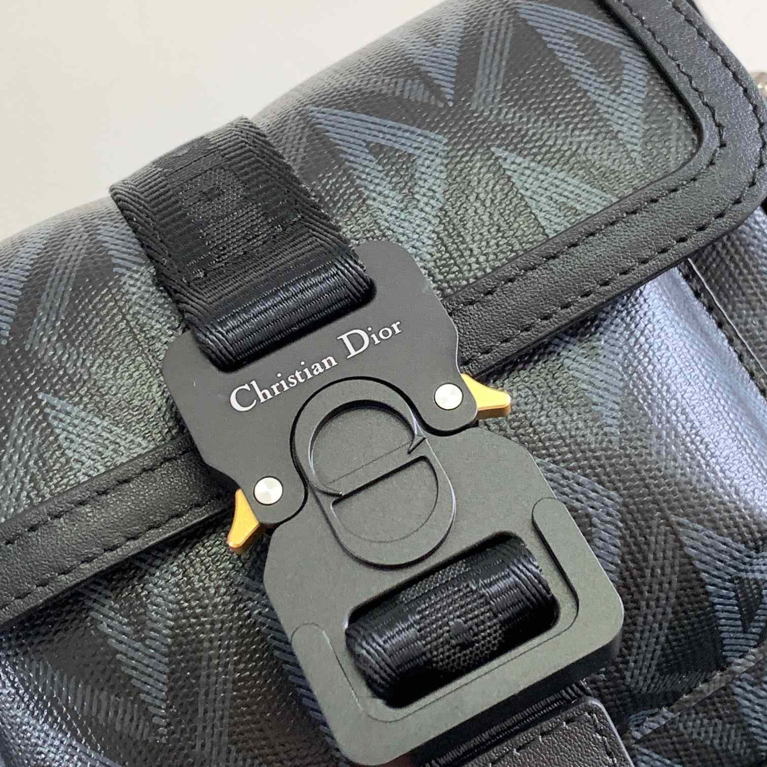 Dior Mini Dior Hit The Road Bag - DopestKickz