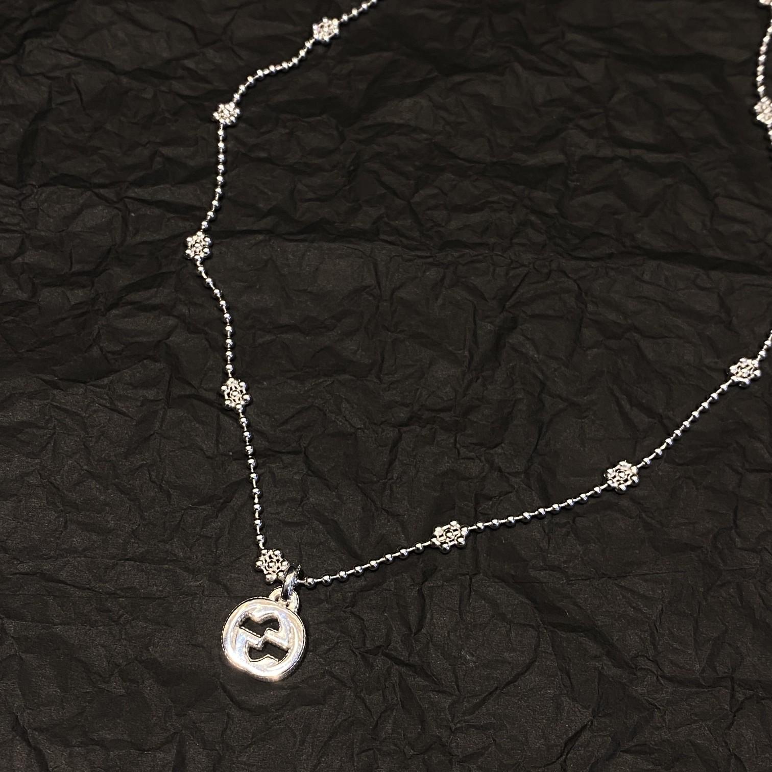 Gucci Interlocking G Necklace In Silver - DopestKickz