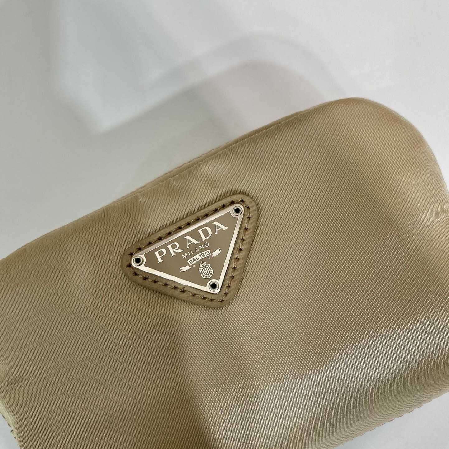 Prada Re-Nylon Necessaire - DopestKickz