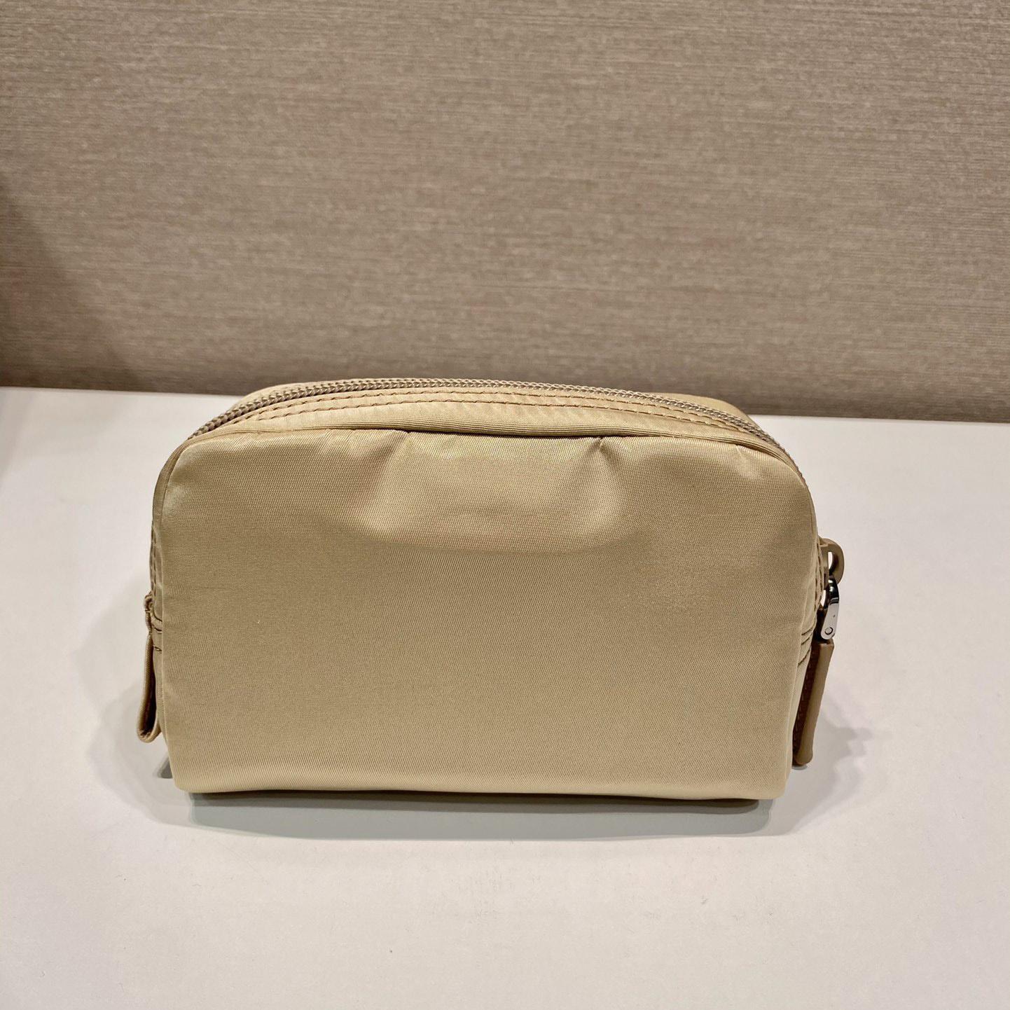 Prada Re-Nylon Necessaire - DopestKickz