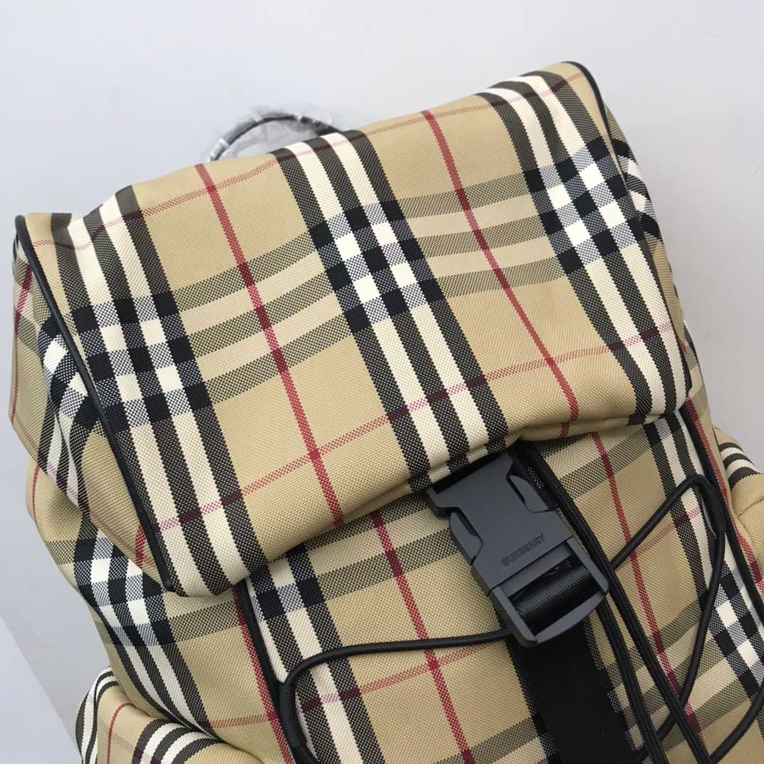 Burberry Murray Archive Check Drawstring Fasten Backpack (30 x 17 x 50cm) - DopestKickz