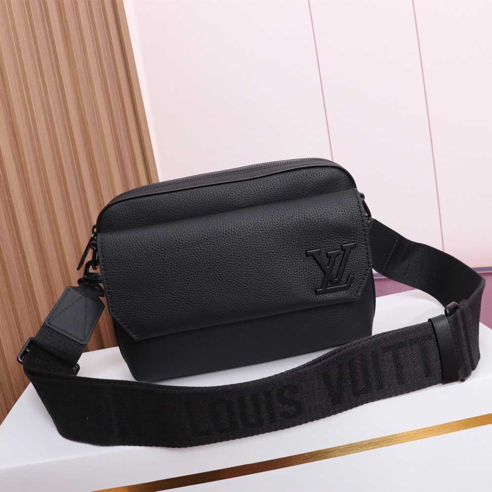 Louis Vuitton Fastline Messenger (23.5 x 18.x 7cm)   M22482 - DopestKickz