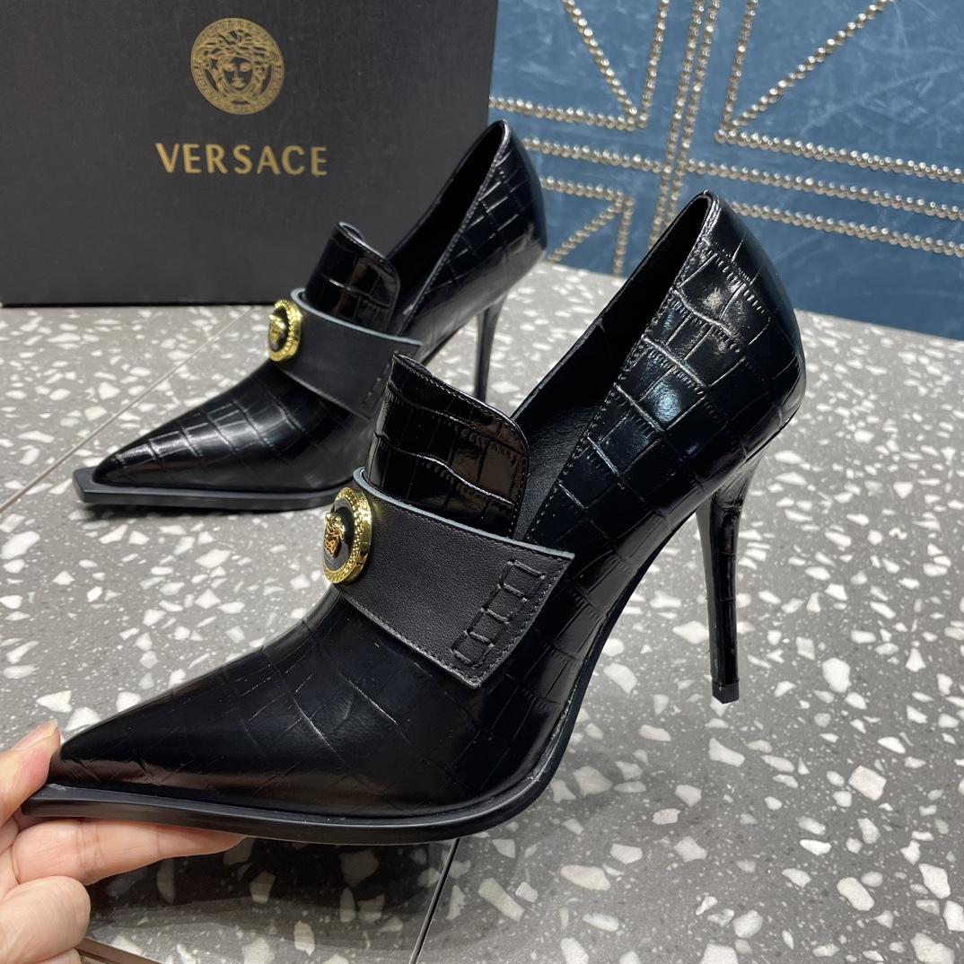 Versace Alia Pumps - DopestKickz