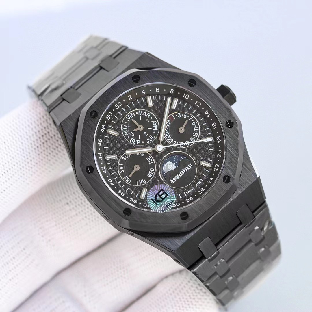 Audemars Piguet Royal Oak - DopestKickz
