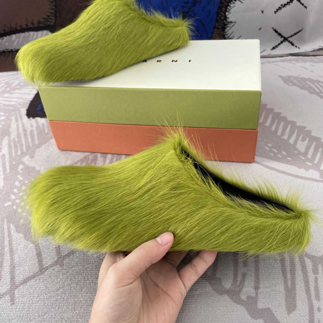 Marni Fussbett Slip-On Flat Mules - DopestKickz