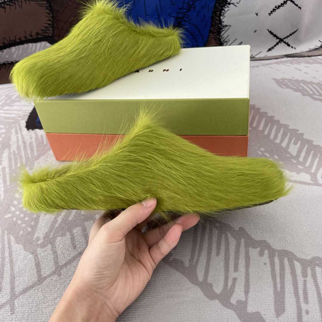 Marni Fussbett Slip-On Flat Mules - DopestKickz