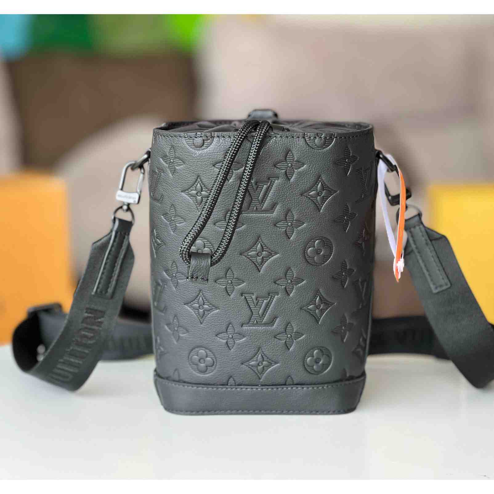 Louis Vuitton Noe Sling    M82248 - DopestKickz