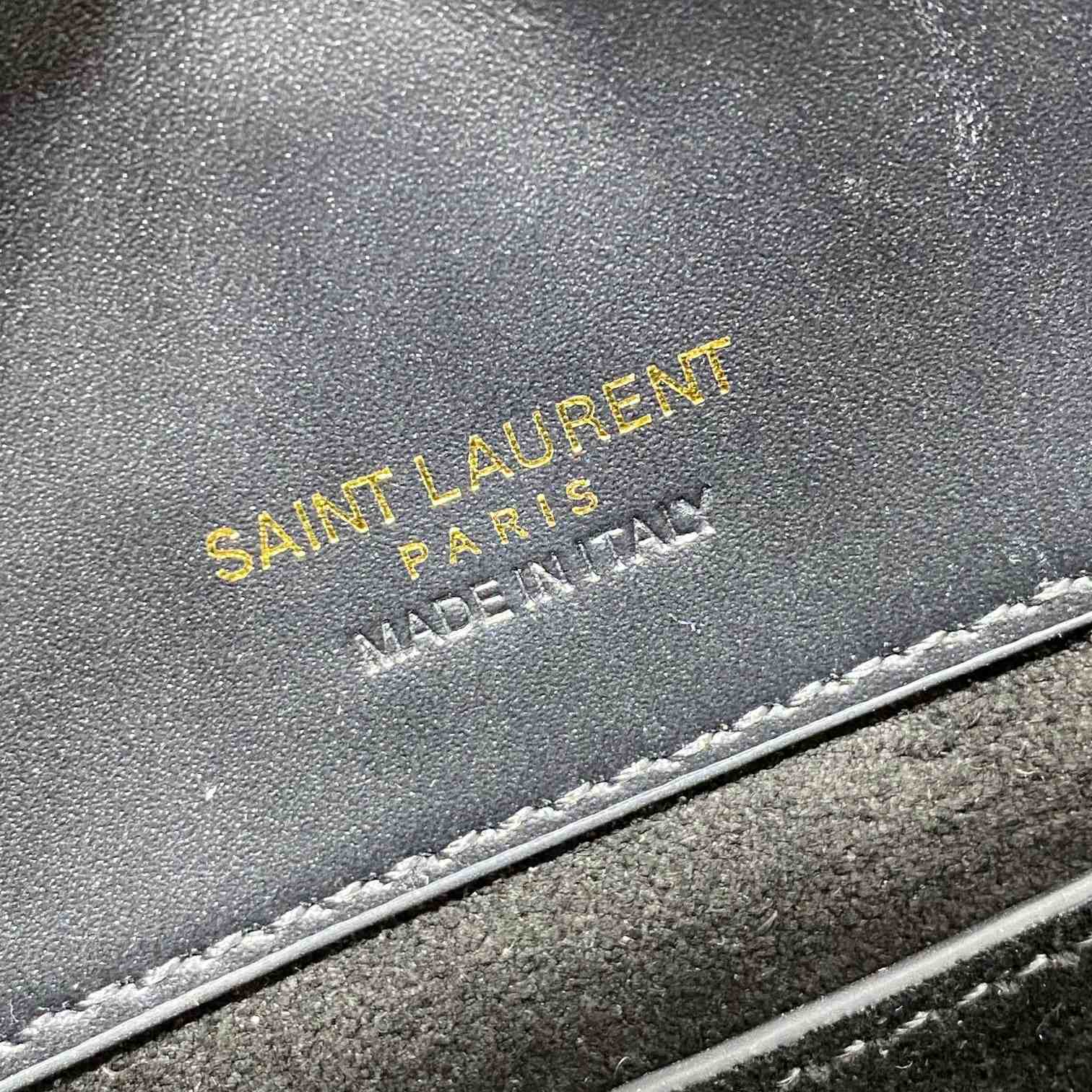 Saint Laurent Le 37 Small In Shiny Leather - DopestKickz