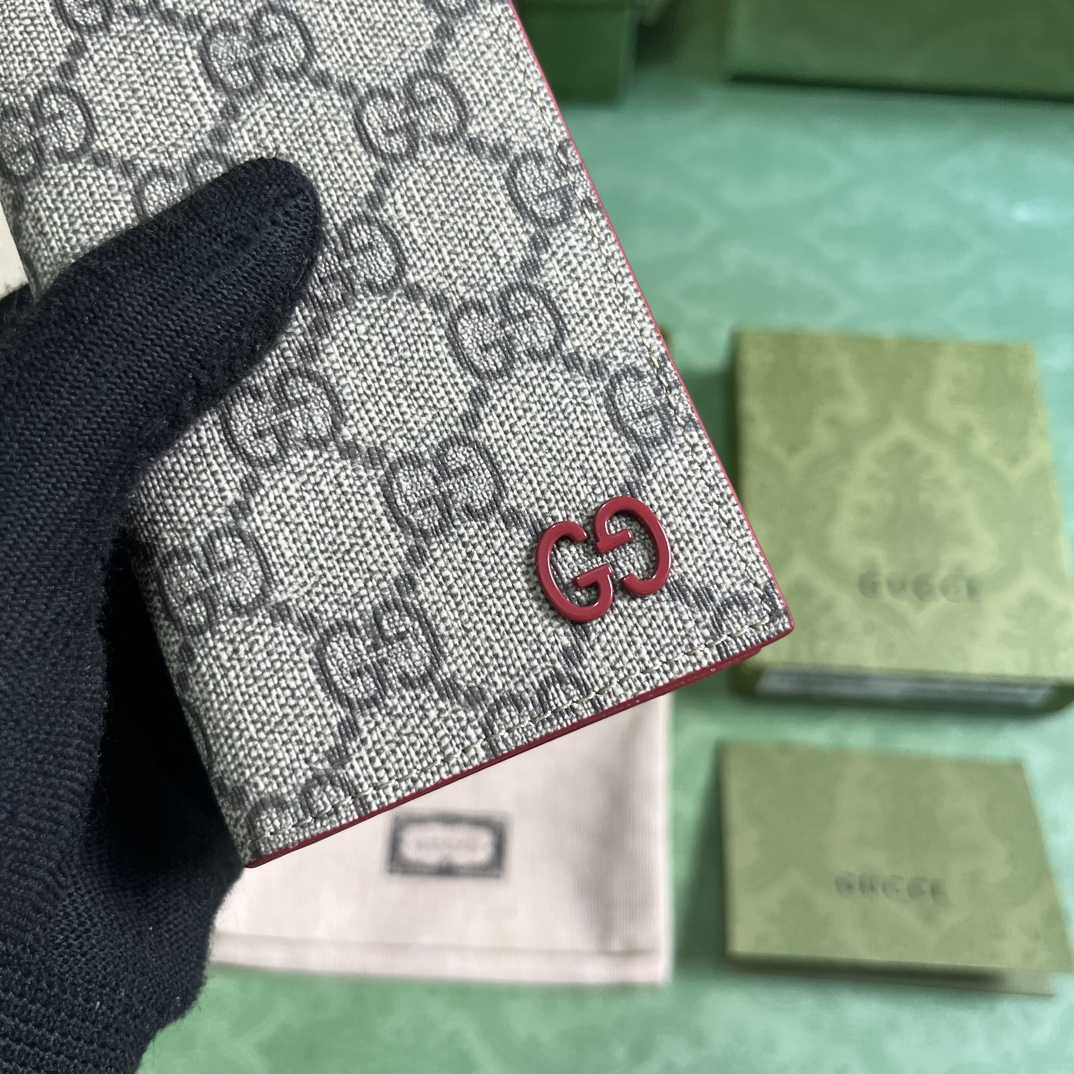 Gucci Long Card Case With GG Detail - DopestKickz