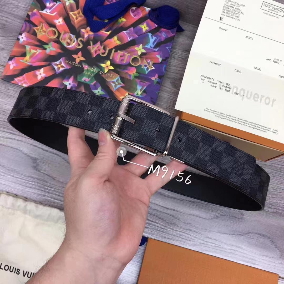 Louis Vuitton Damier Print 40MM Reversible  M9156 - DopestKickz