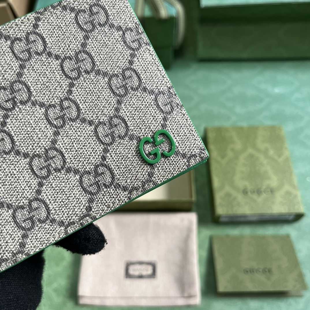 Gucci Wallet With GG Detail - DopestKickz