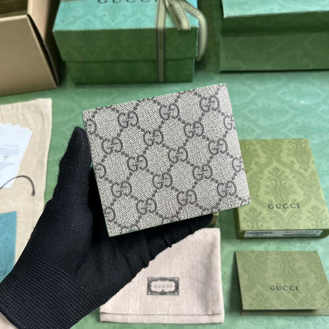 Gucci Wallet With GG Detail - DopestKickz