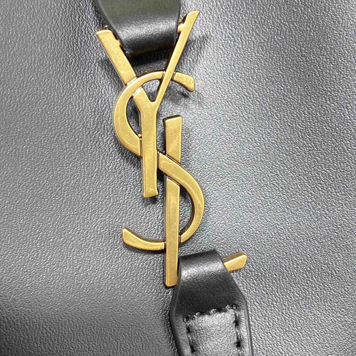 Saint Laurent Le 37 Mini In Shiny Leather - DopestKickz