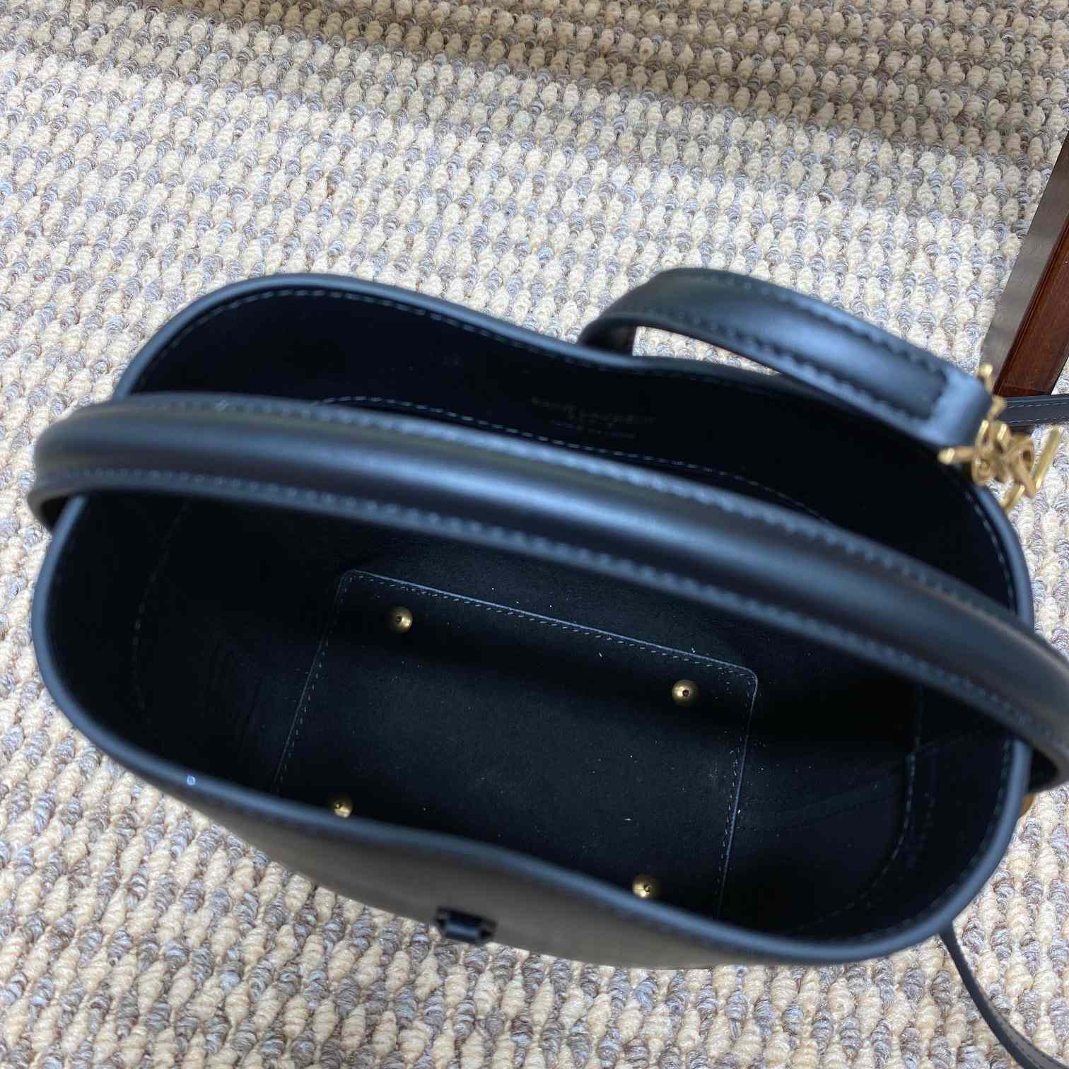 Saint Laurent Le 37 Mini In Shiny Leather - DopestKickz