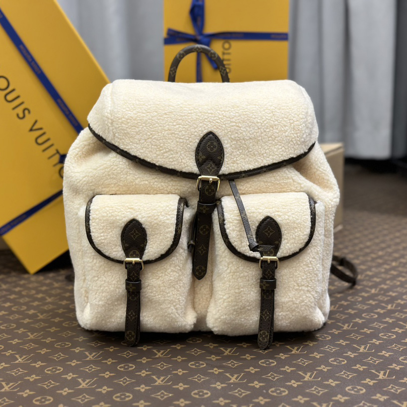Louis Vuitton LV SKI Backpack   M23384 - DopestKickz