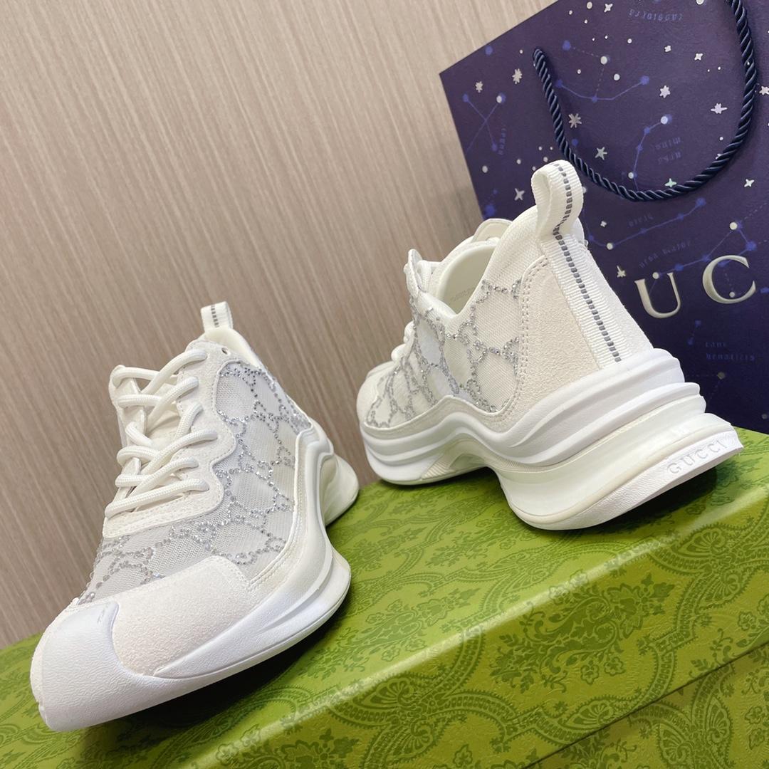 Gucci Women's Run Sneaker - DopestKickz