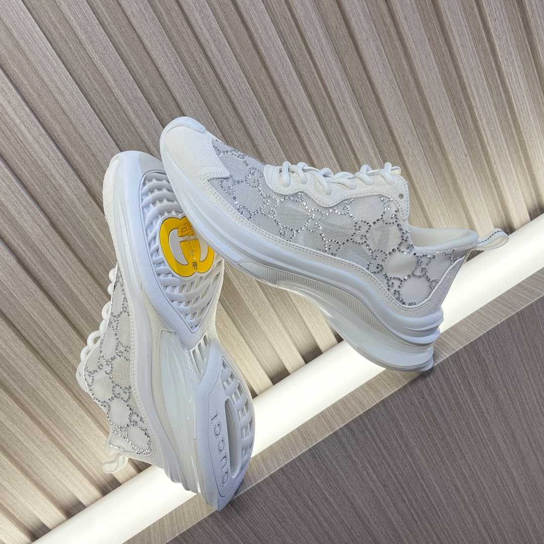 Gucci Women's Run Sneaker - DopestKickz