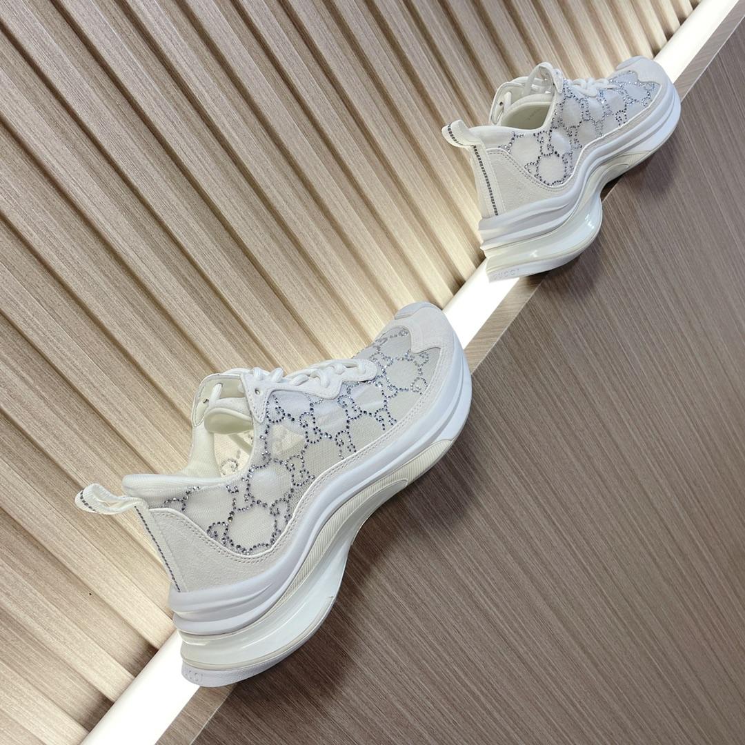 Gucci Women's Run Sneaker - DopestKickz