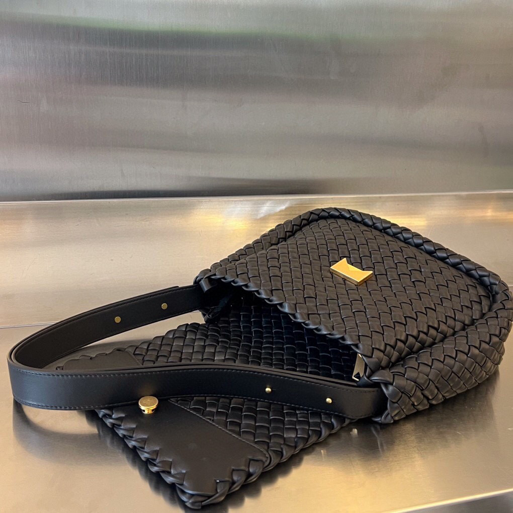 Bottega Veneta Small Cobble Shoulder Bag - DopestKickz