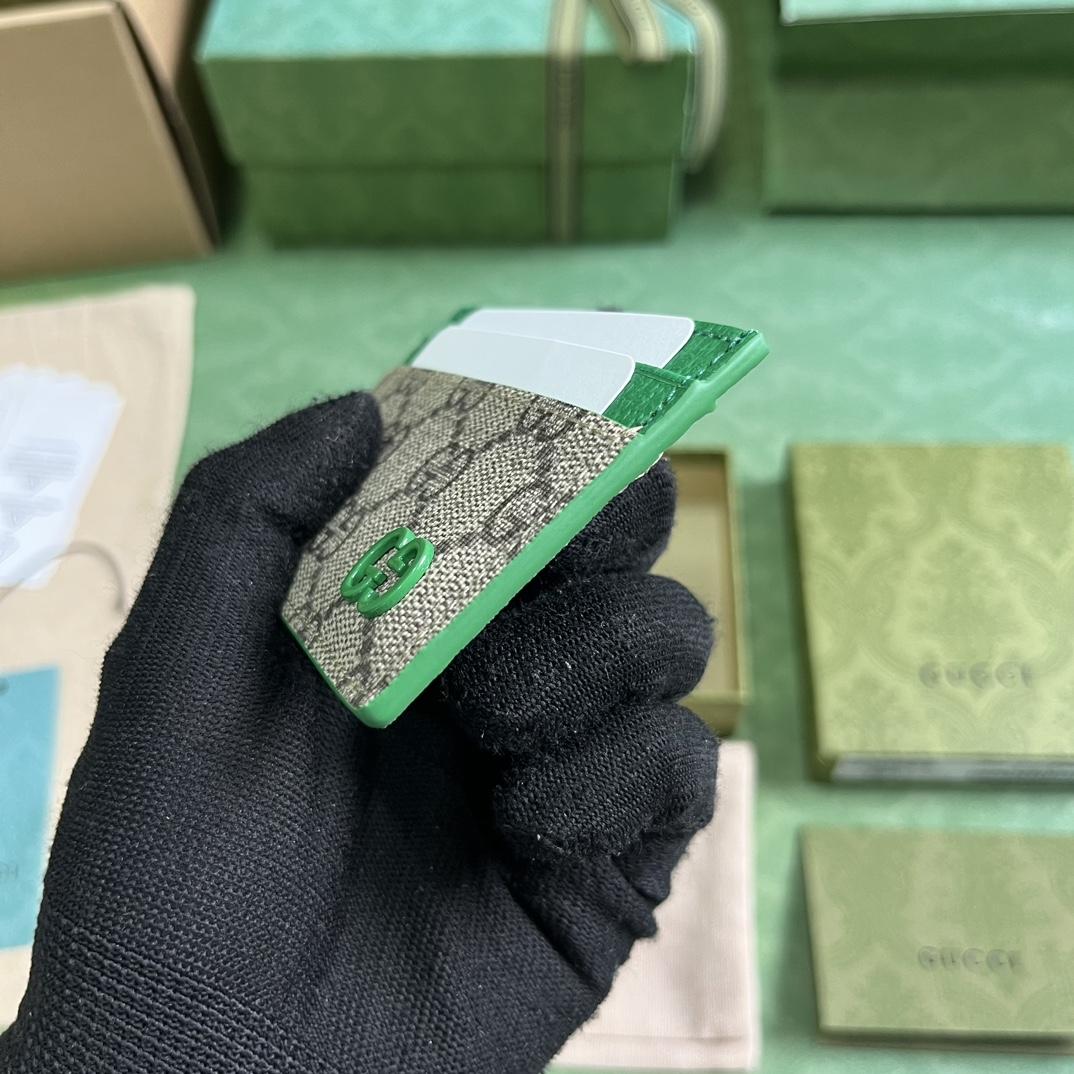 Gucci Card Case With GG Detail - DopestKickz