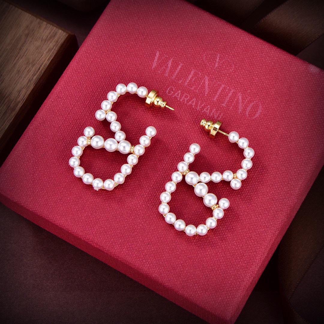 Valenti Garavani VLogo Signature Pearlescent Earrings - DopestKickz