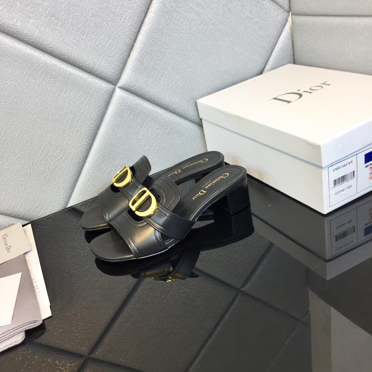 Dior 30 Montaigne Heeled Slide - DopestKickz