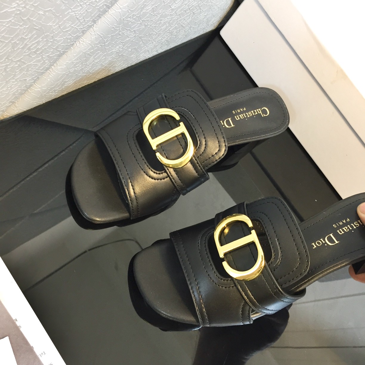 Dior 30 Montaigne Heeled Slide - DopestKickz