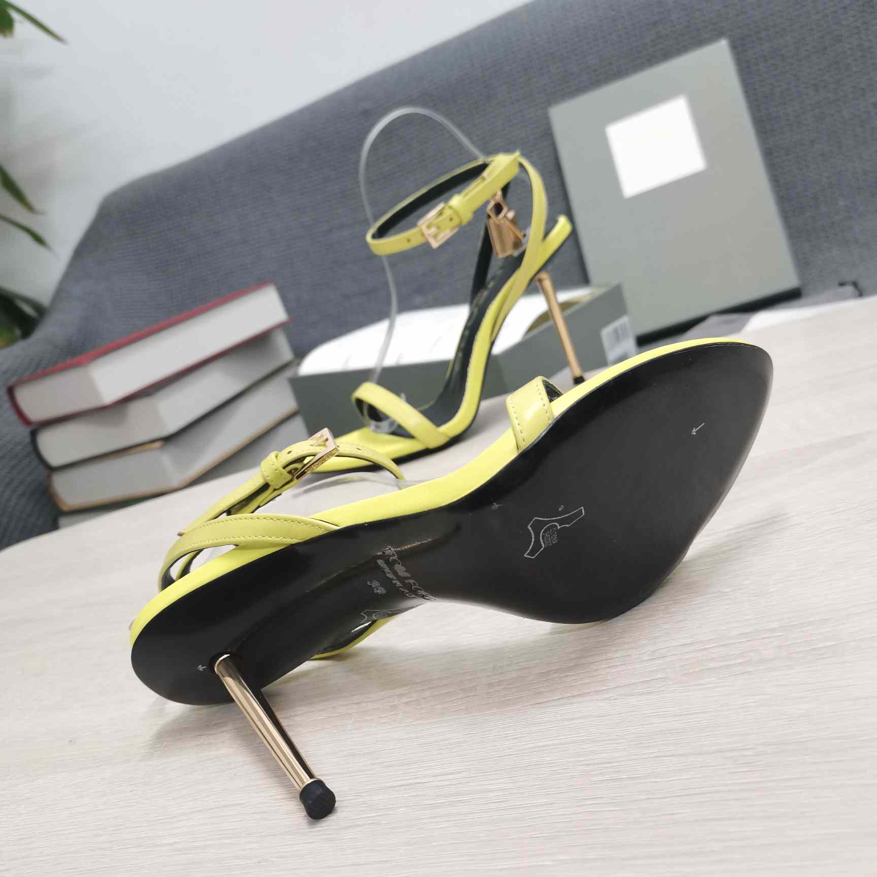 Tom Ford Naked 105mm Leather Sandals - DopestKickz