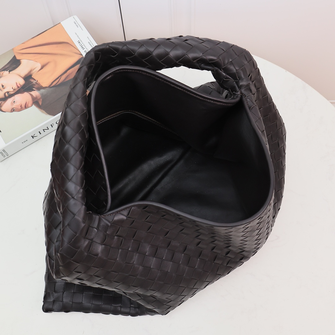 Bottega Veneta Large Hop - DopestKickz