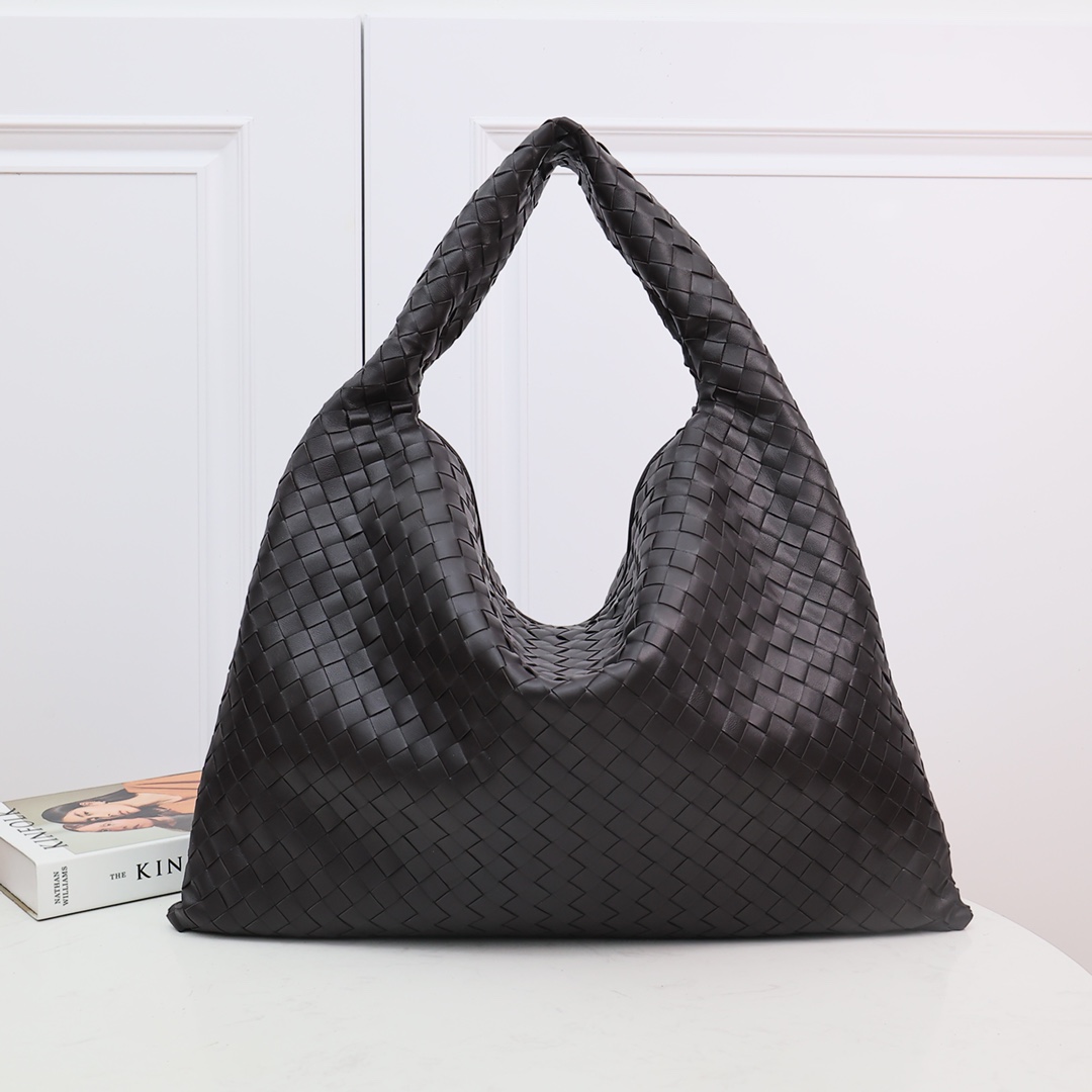 Bottega Veneta Large Hop - DopestKickz