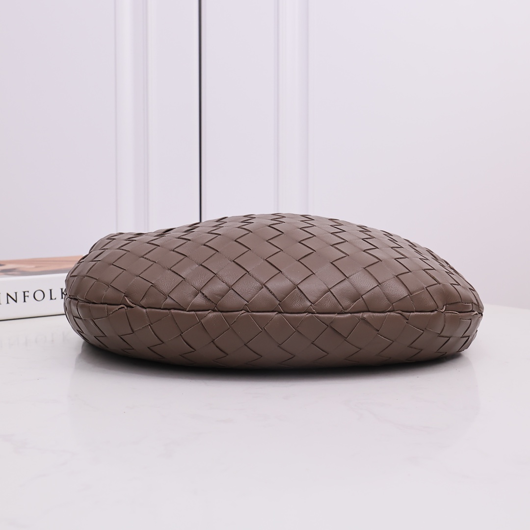 Bottega Veneta Teen Jodie - DopestKickz