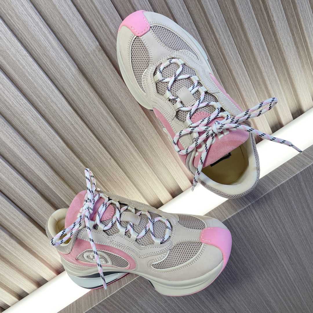 Gucci Women's Run Sneaker - DopestKickz