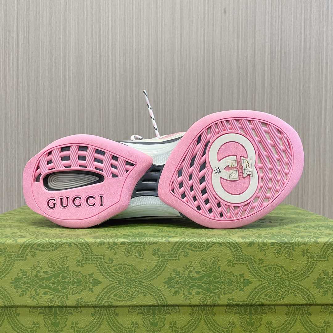 Gucci Women's Run Sneaker - DopestKickz