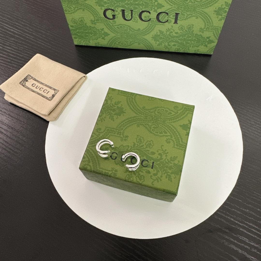 Gucci Wrapped Horsebit Earrings - DopestKickz