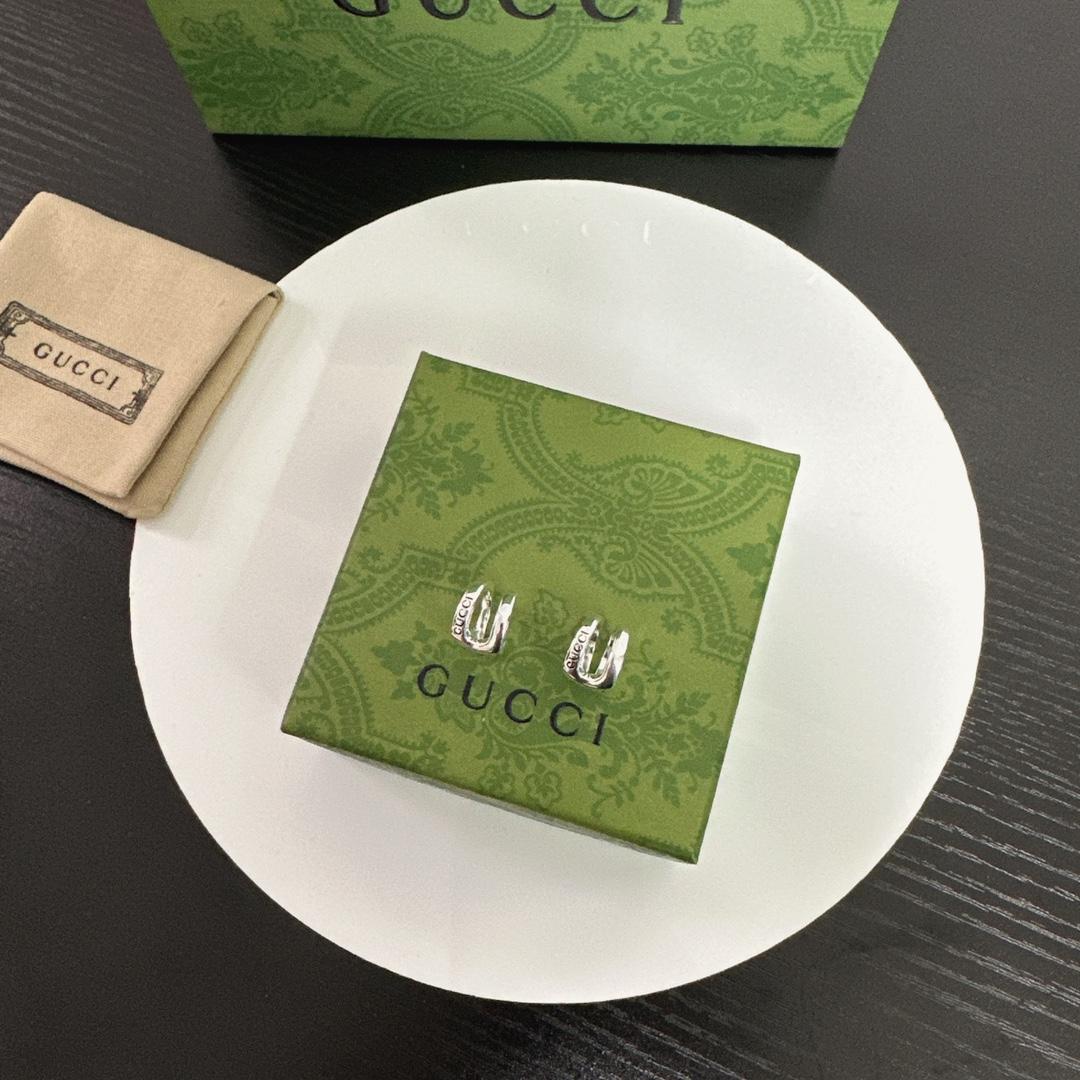 Gucci Wrapped Horsebit Earrings - DopestKickz