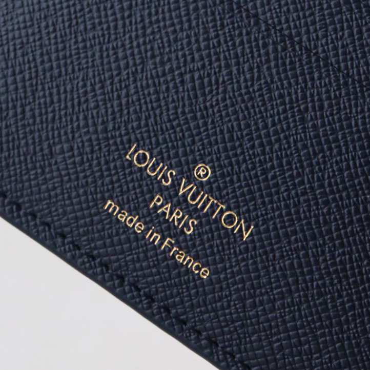 Louis Vuitton Multiple Wallet (7.5 x 11.1 x 1cm)   M82827 - DopestKickz