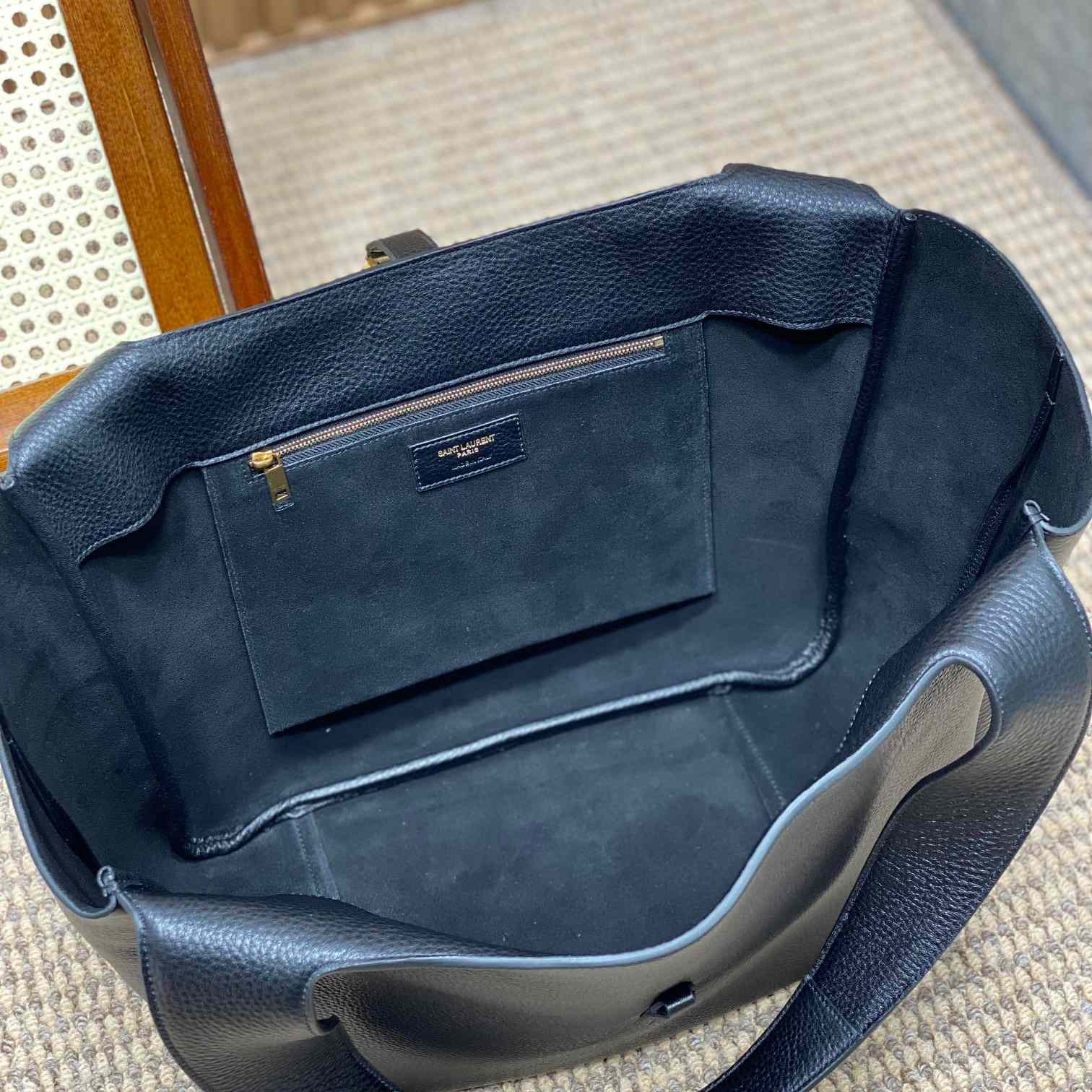 Saint Laurent Bea Tote In Grained Leather - DopestKickz