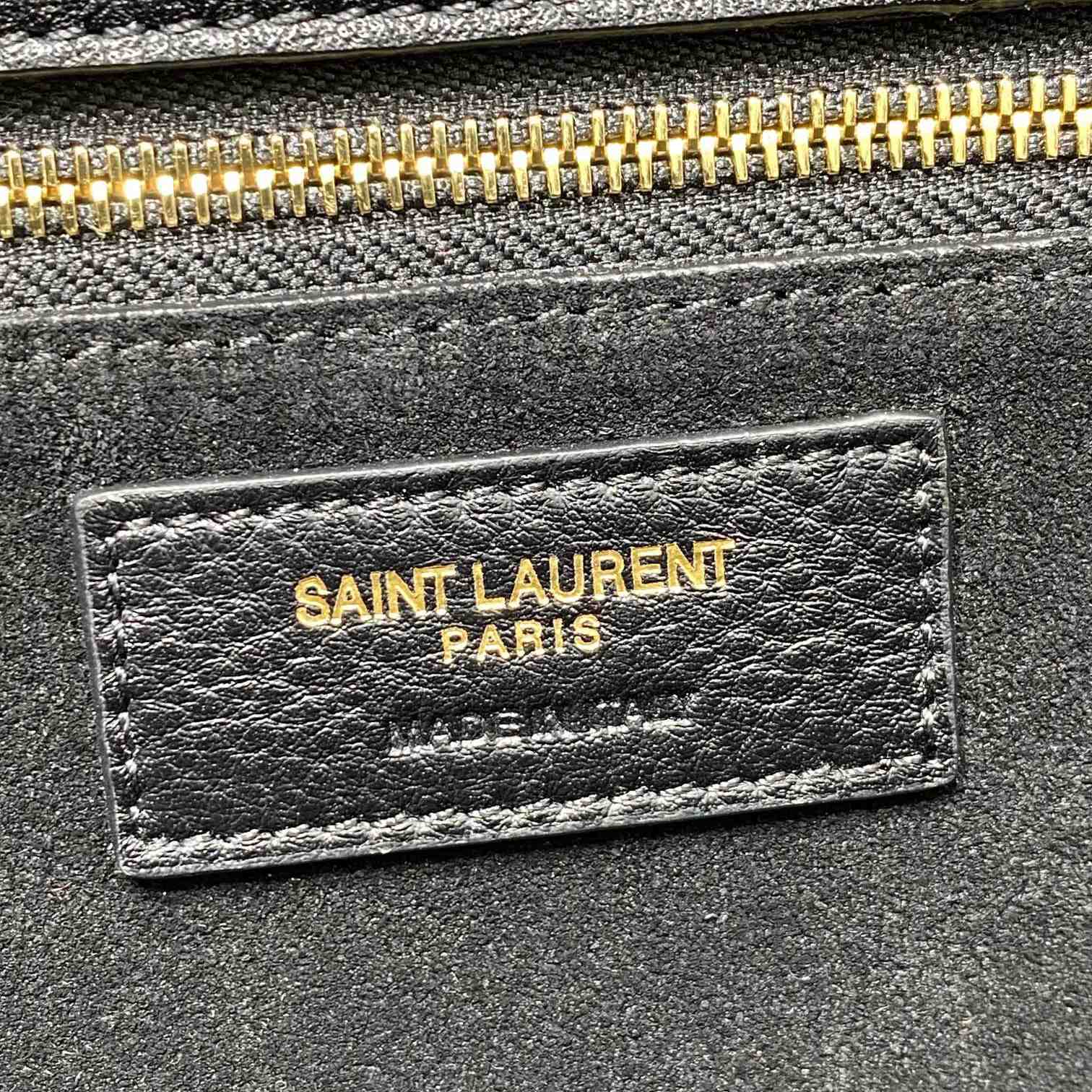 Saint Laurent Bea Tote In Grained Leather - DopestKickz