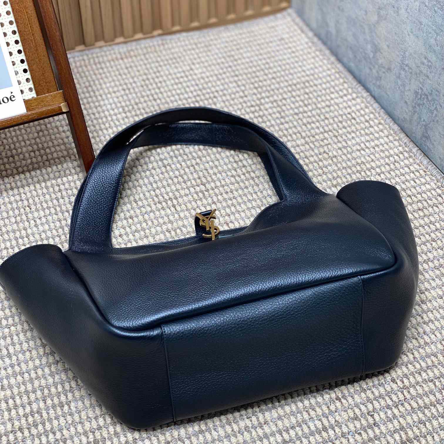 Saint Laurent Bea Tote In Grained Leather - DopestKickz